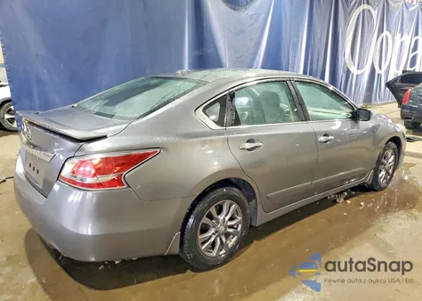 2015 Nissan Altima 2.5 z USA, uszkodzony, nr VIN 1N4AL3AP8FC157250